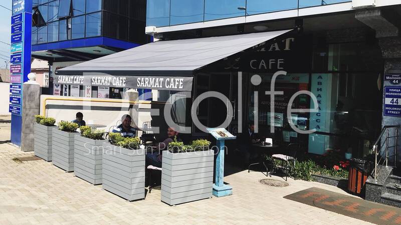 Retractable awning Decolife G200 for cafes - 