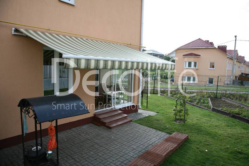 Awning S350 Open for a private house - 