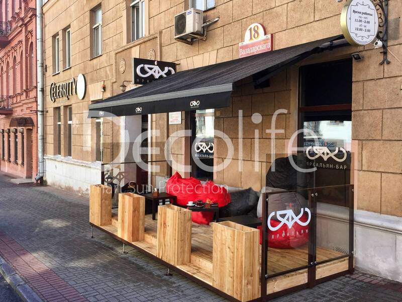 Awning Decolife G200 for a summer cafe - 