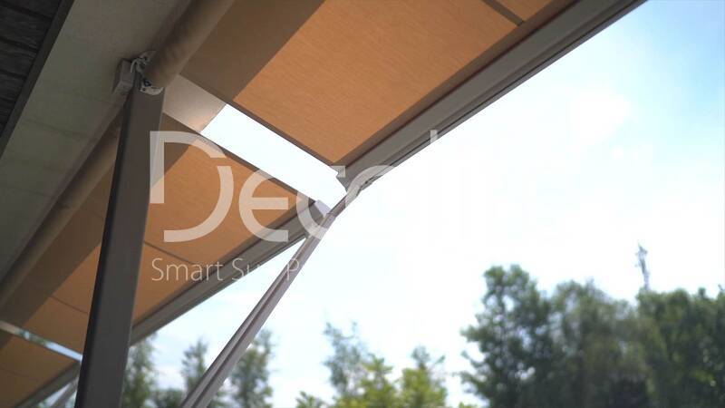 Showcase awnings Decolife G400, implemented by our partner ''TENT VERTEX'' - 