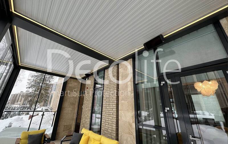 Pergola Decolife Bioclimatic B600 + Sliding glazing, implemented by our partner ''Lux Terras'' - 