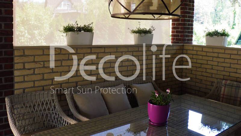 Vertical awnings Decolife Zip 100 and Screen XL - 