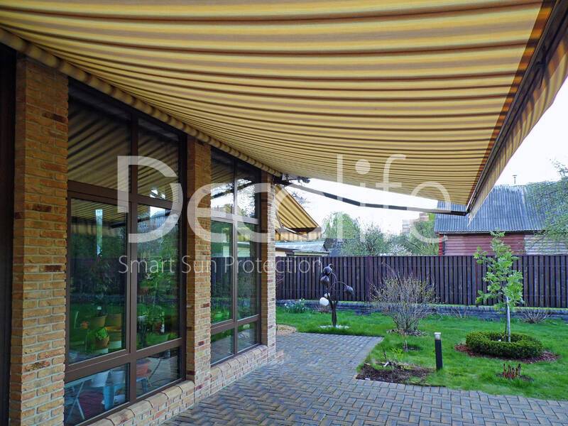 Awning Decolife G100 for an attached terrace - 