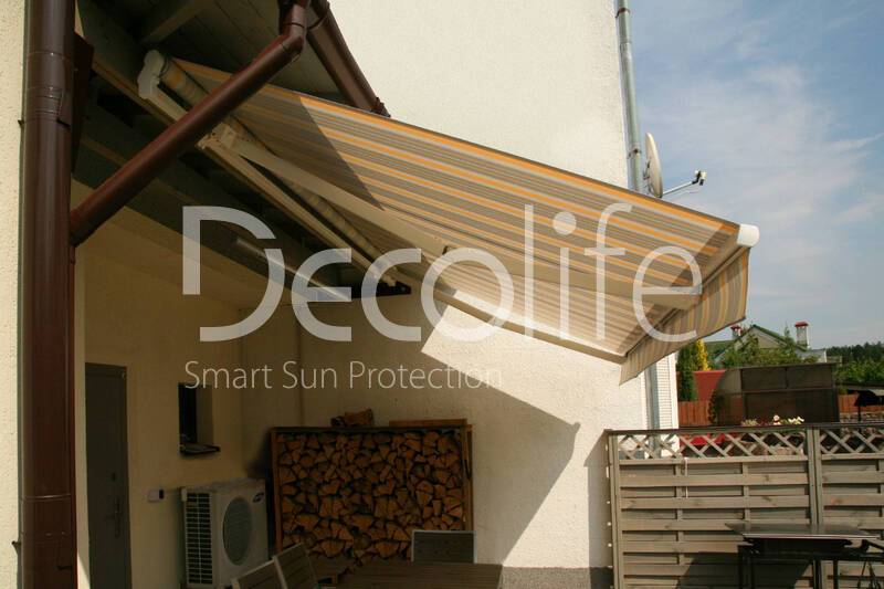 Awning S350 Open for a small terrace - 