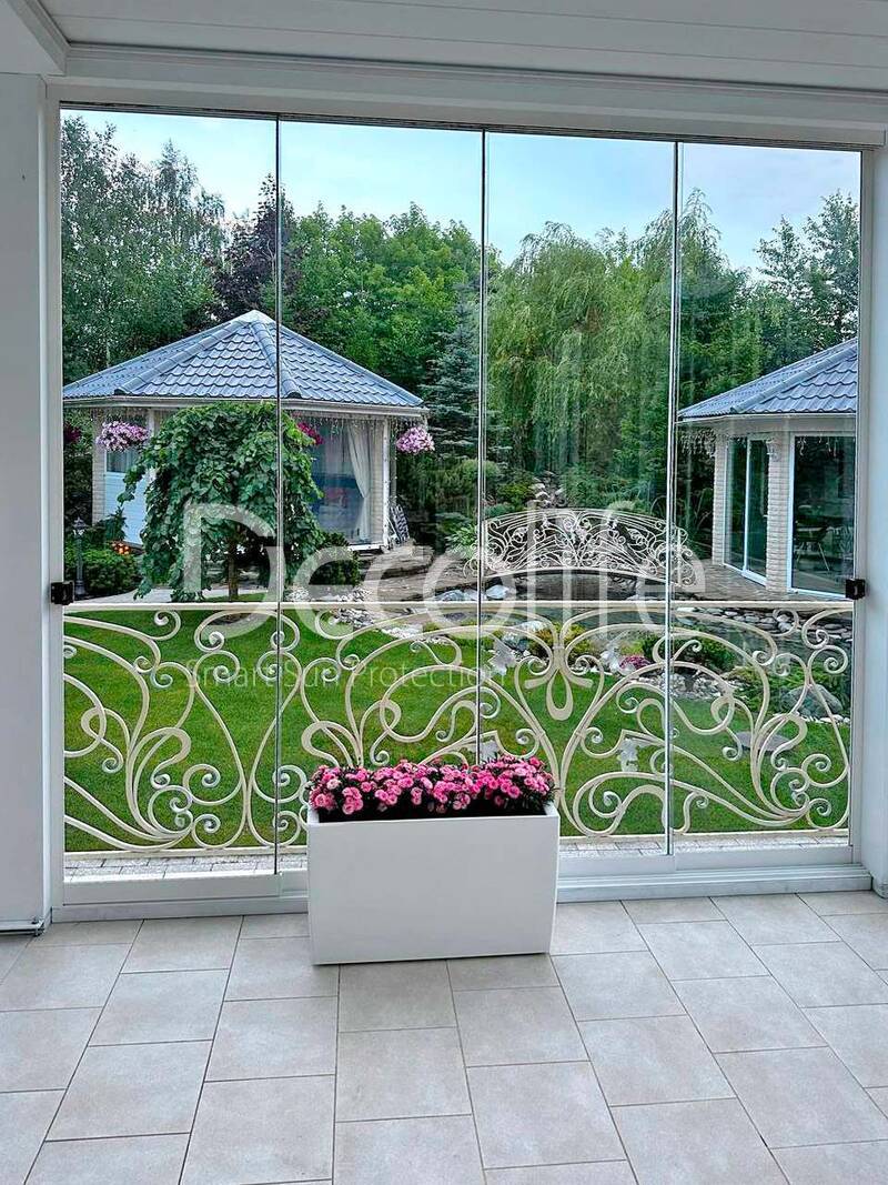 Pergola Decolife B700-20S + Sliding glazing - 