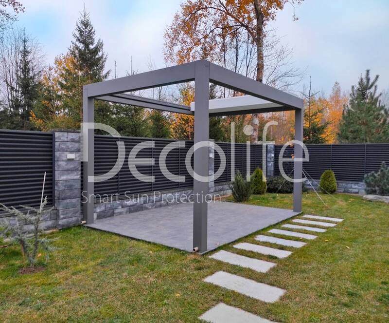 Pergola Decolife B700-25C and vertical systems Zip130 - 