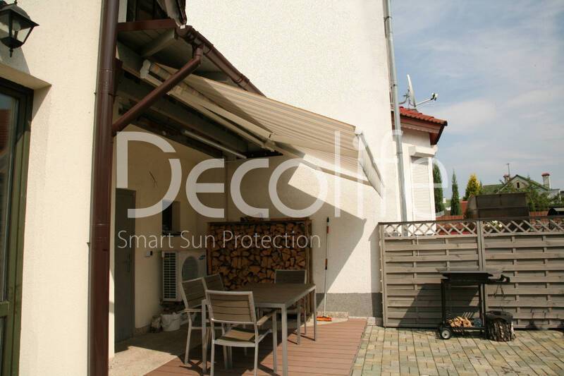 Awning S350 Open for a small terrace - 