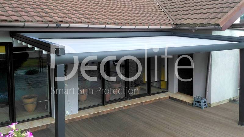 Pergola Decolife with LED lighting for a large terrace - 