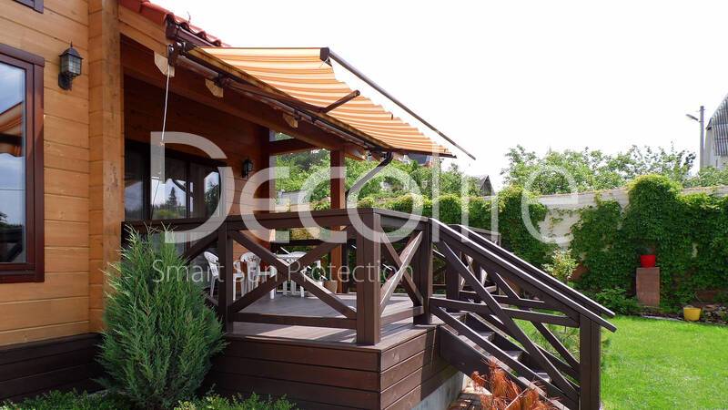 Awnings Decolife G220 with vario flounces for a cottage - 