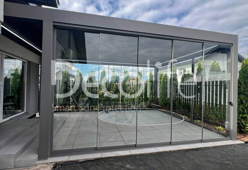 Pergola Bioclimatic B700 + S200 + FW84, - object was realized by our partner @markizaqueen - 