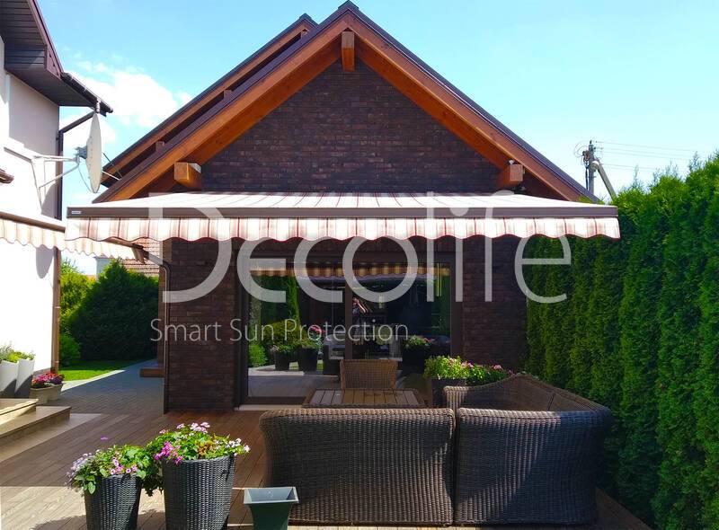 Awning Decolife G200 for a private house - 